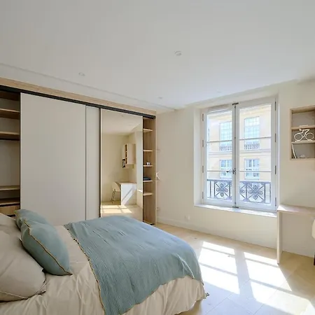 By Saint-sulpice Newly Refurbished 4 Bedroom Parigi