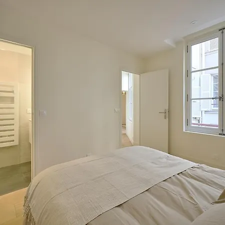By Saint-sulpice Newly Refurbished 4 Bedroom * Parigi